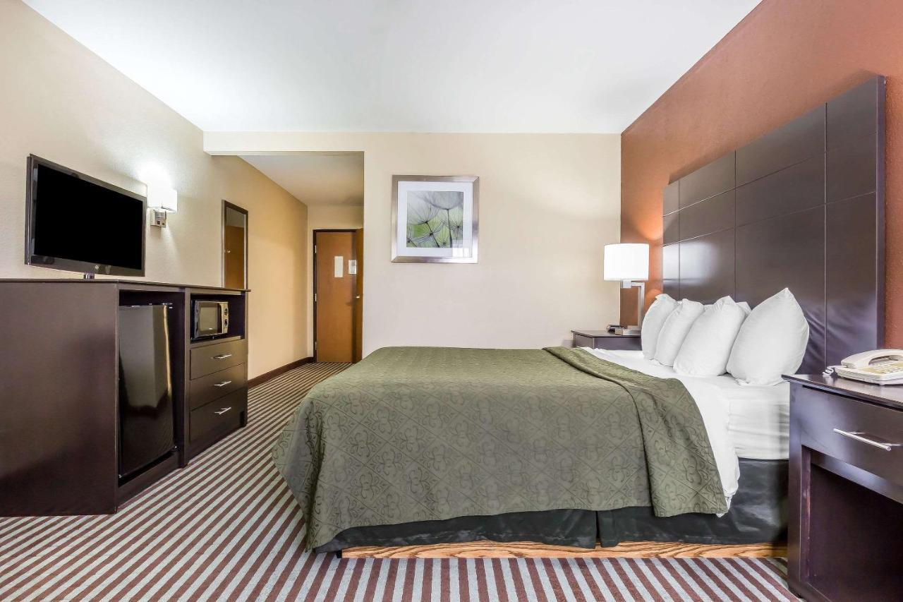 Quality Inn Mount Vernon, Il Exteriör bild